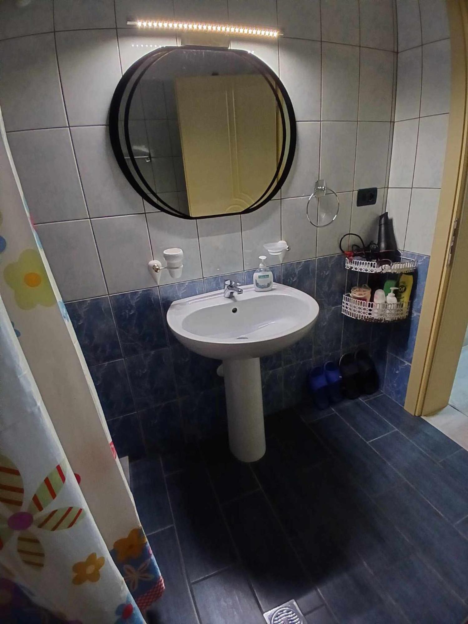 Eniguesthouse Gjirokastër Eksteriør billede