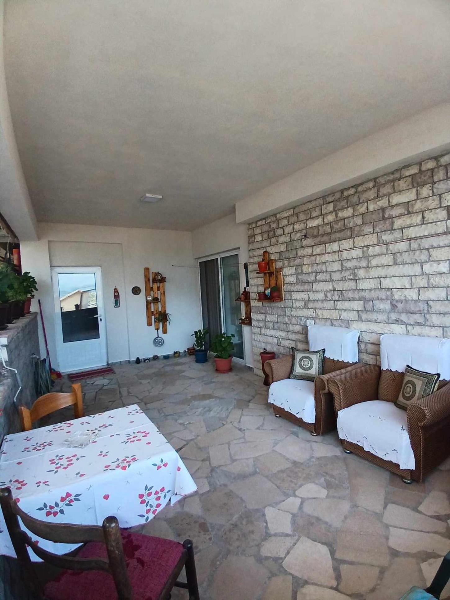 Eniguesthouse Gjirokastër Eksteriør billede