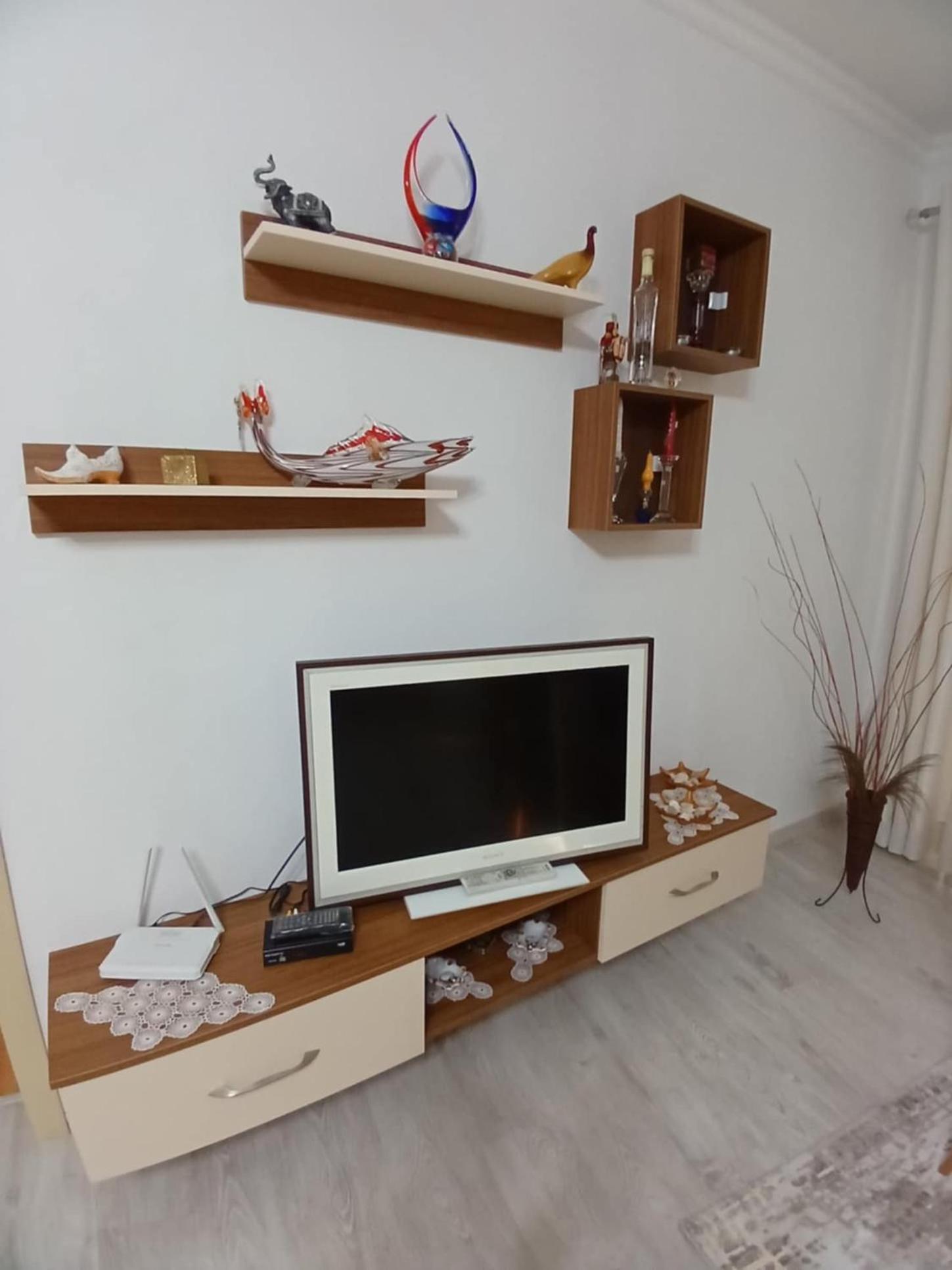 Eniguesthouse Gjirokastër Eksteriør billede